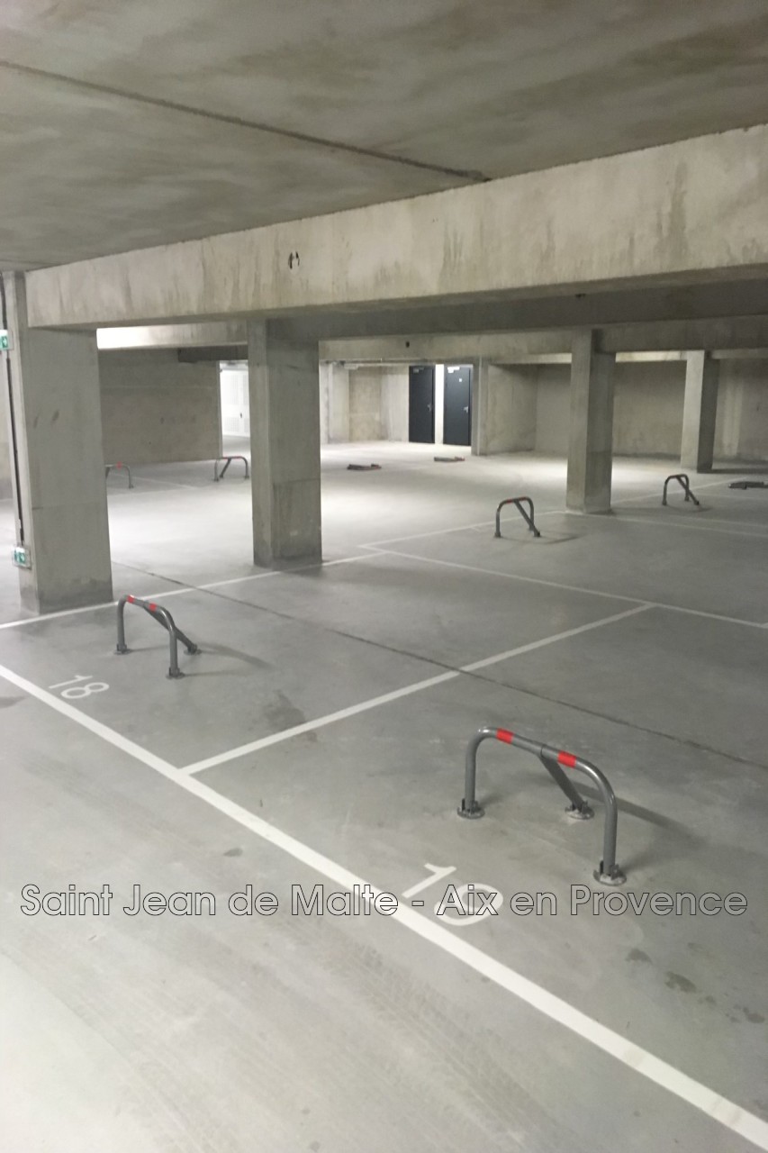 Vente Garage / Parking à Marseille 10e arrondissement 0 pièce