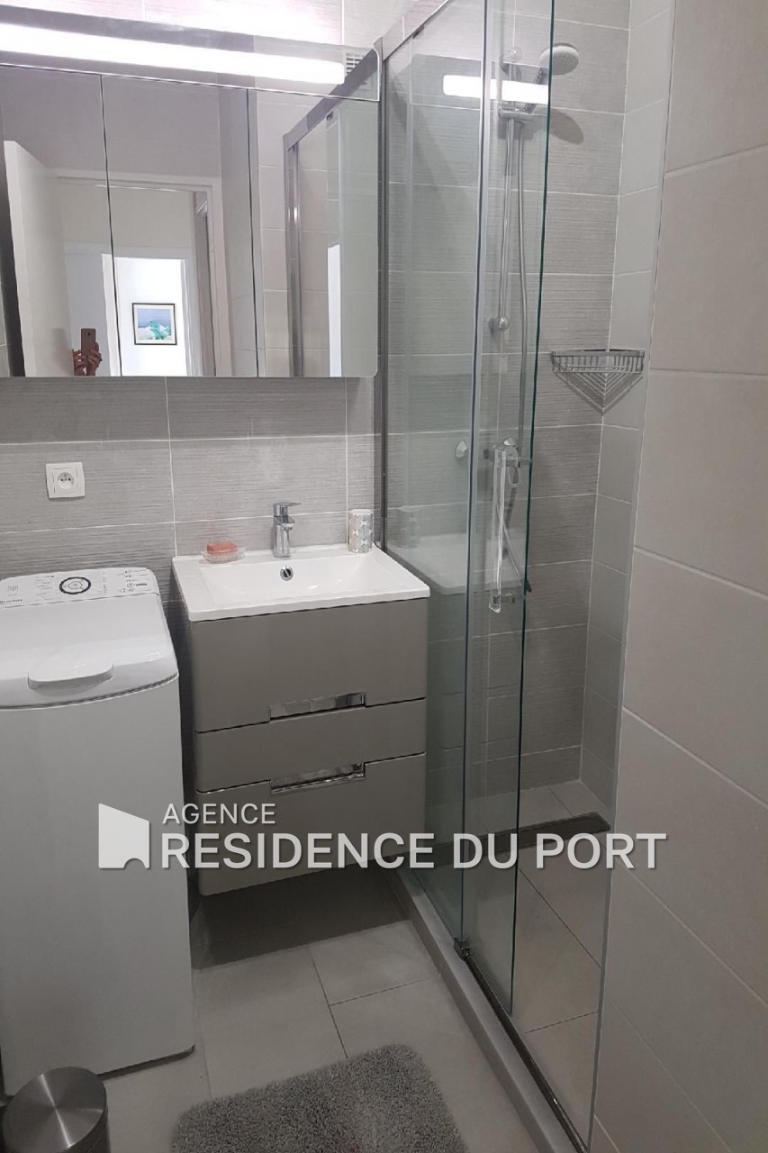 Location Appartement à Mandelieu-la-Napoule 2 pièces