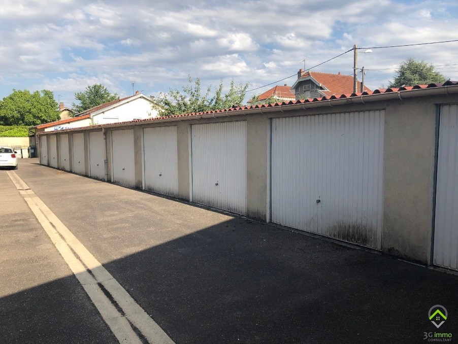Vente Garage / Parking à Saint-Dizier 10 pièces
