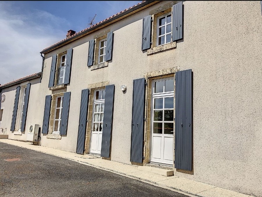 Vente Maison à Fontenay-le-Comte 6 pièces