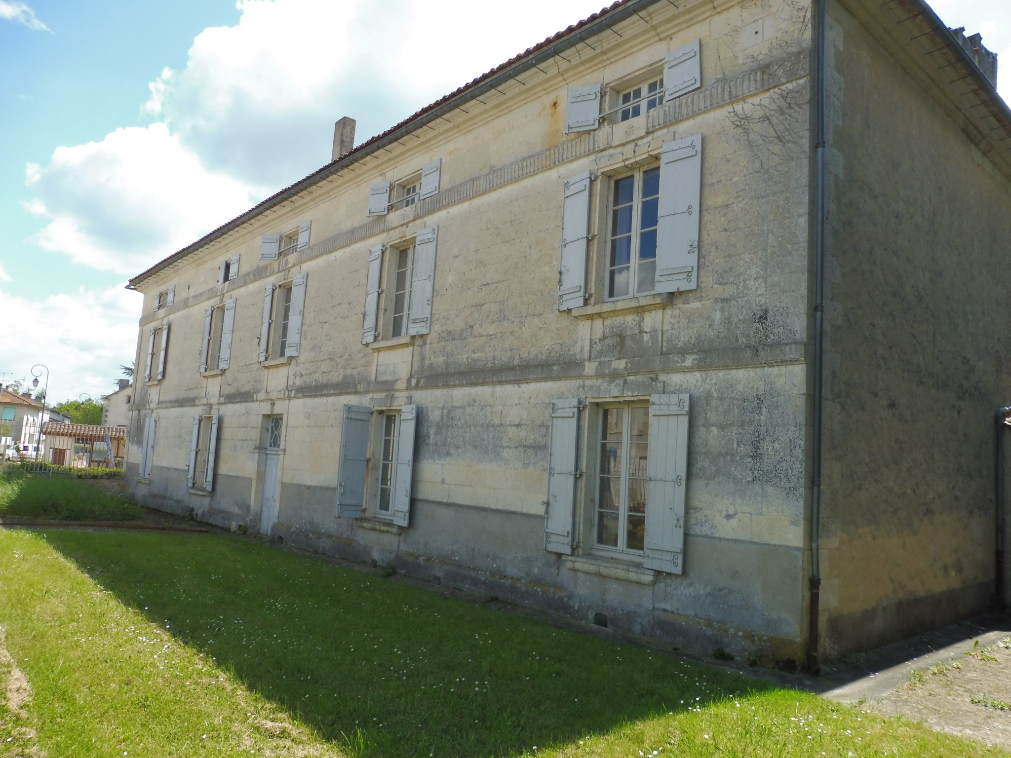 Vente Maison à Saint-Aulaye 16 pièces