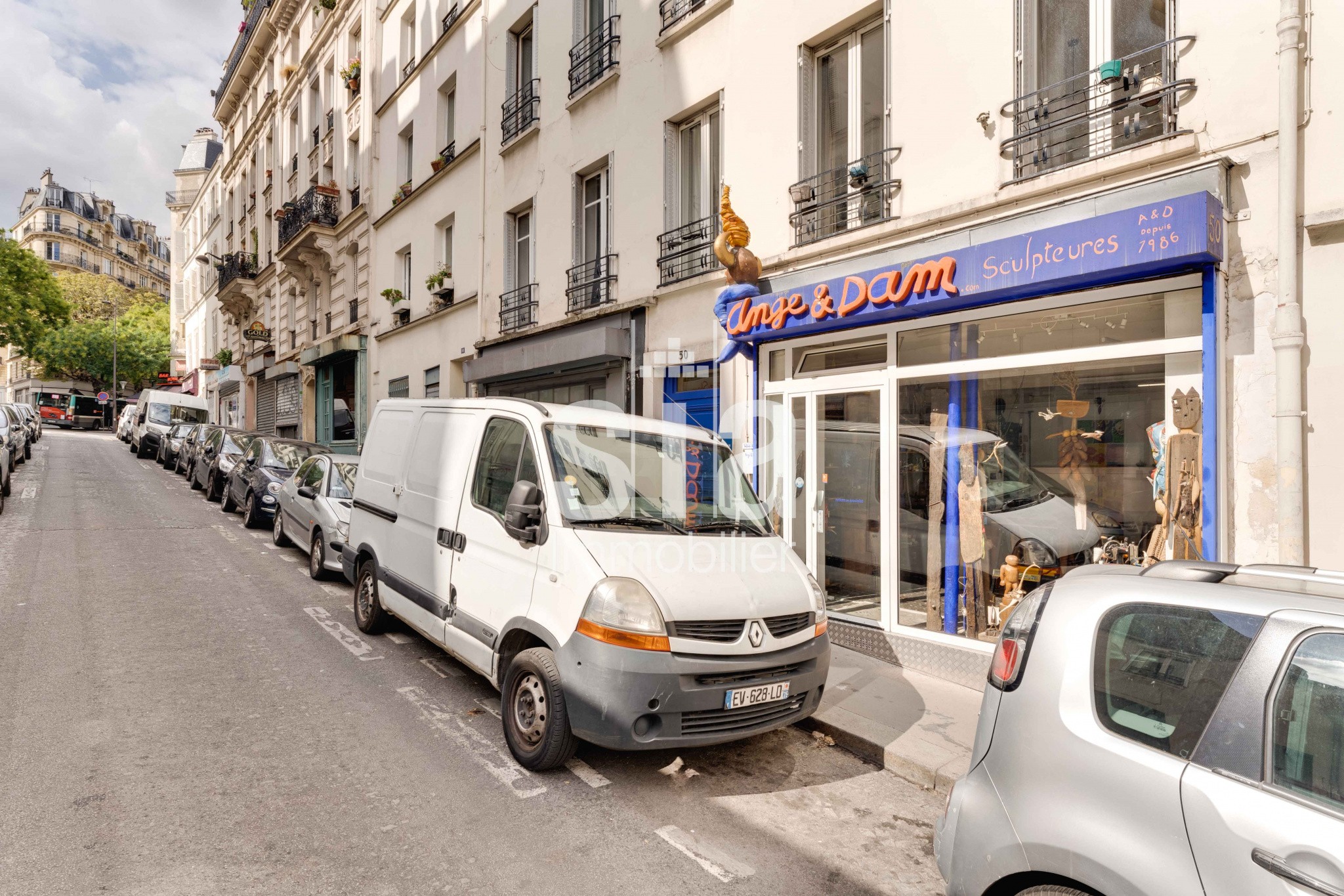 Vente Bureau / Commerce à Paris Butte-Montmartre 18e arrondissement 0 pièce