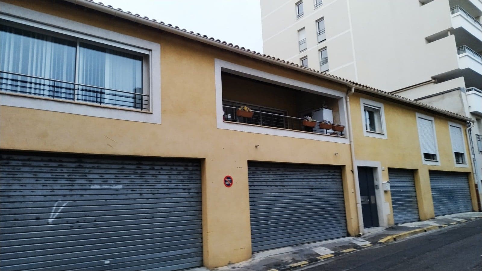 Vente Bureau / Commerce à Marseille 4e arrondissement 5 pièces