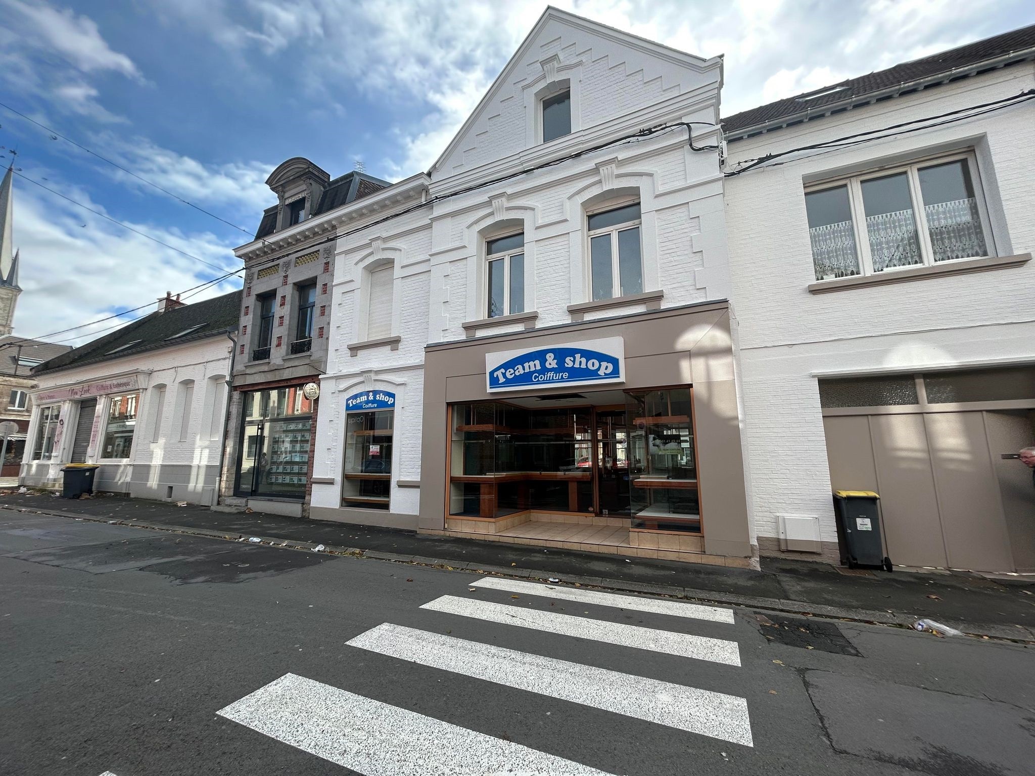 Location Bureau / Commerce à Solesmes 3 pièces