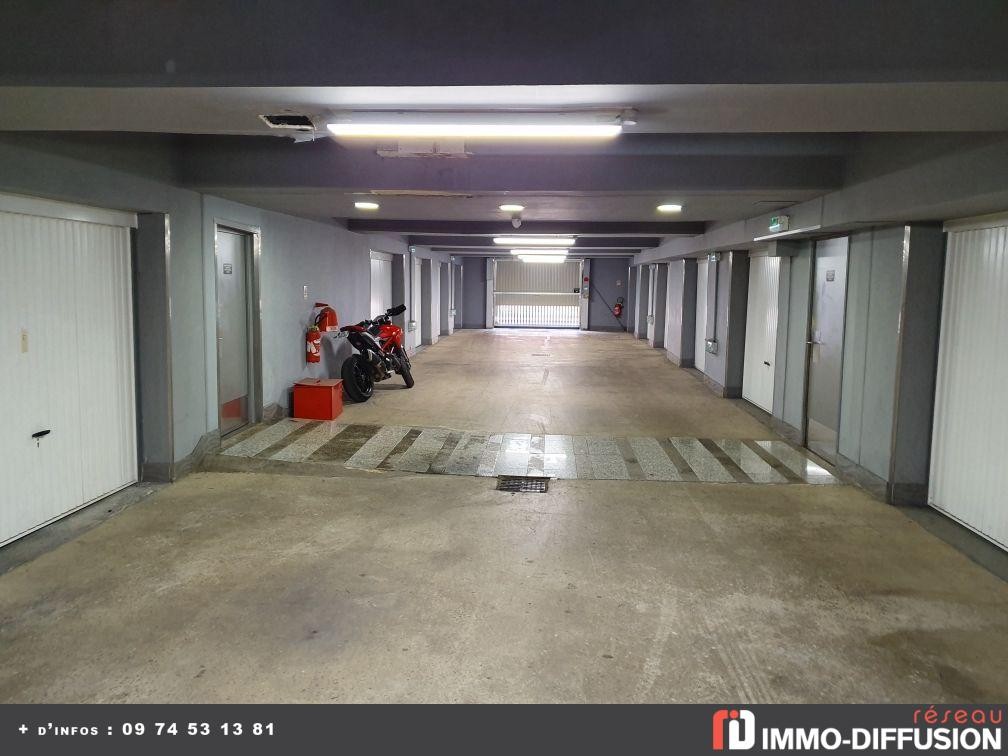 Location Garage / Parking à Ajaccio 1 pièce