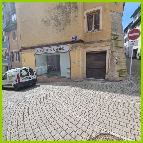 Location Bureau / Commerce à Altkirch 0 pièce