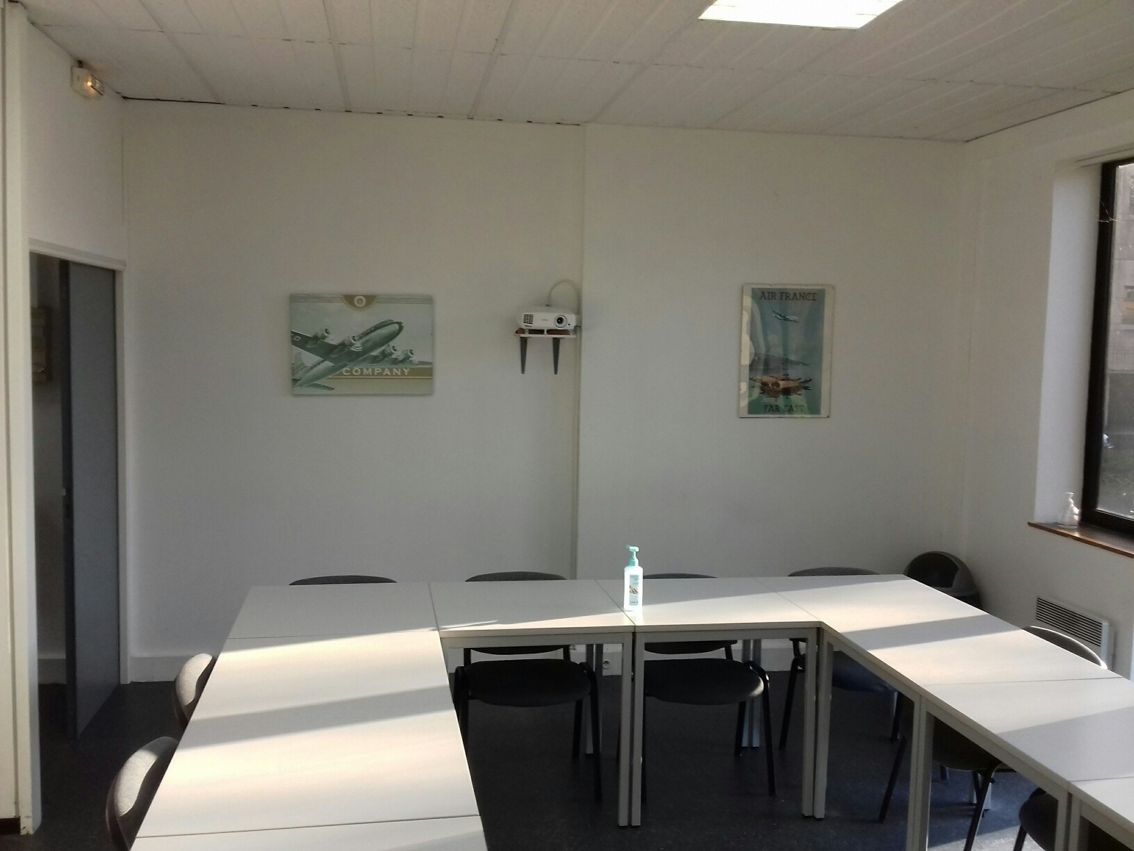 Location Bureau / Commerce à Douai 0 pièce