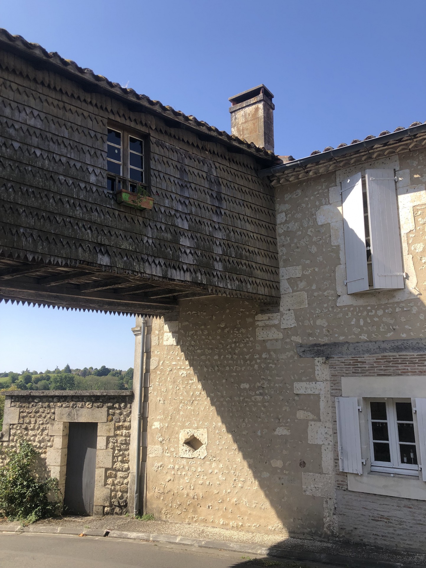 Vente Maison à Montmoreau-Saint-Cybard 9 pièces