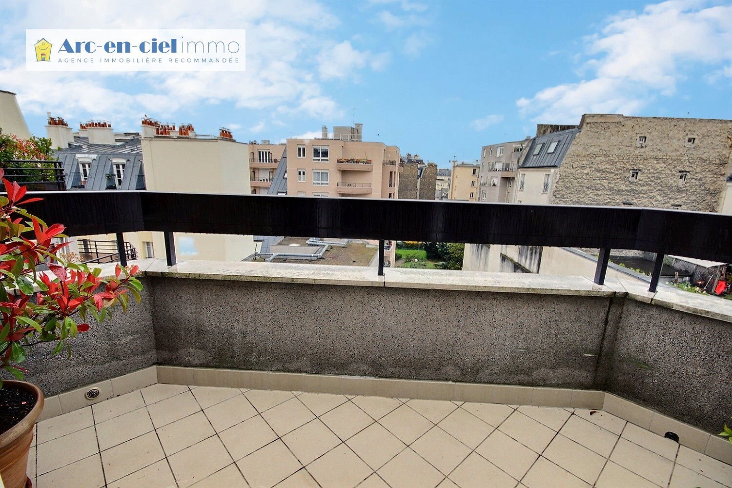 Vente Appartement à Paris Butte-Montmartre 18e arrondissement 5 pièces