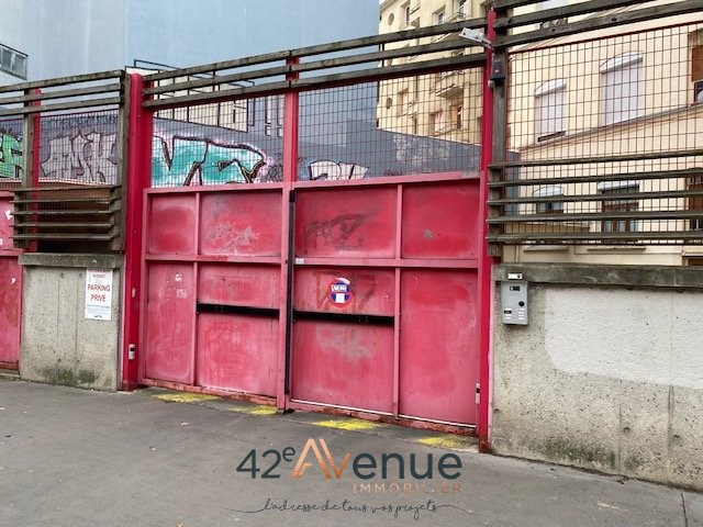 Location Garage / Parking à Saint-Étienne 0 pièce