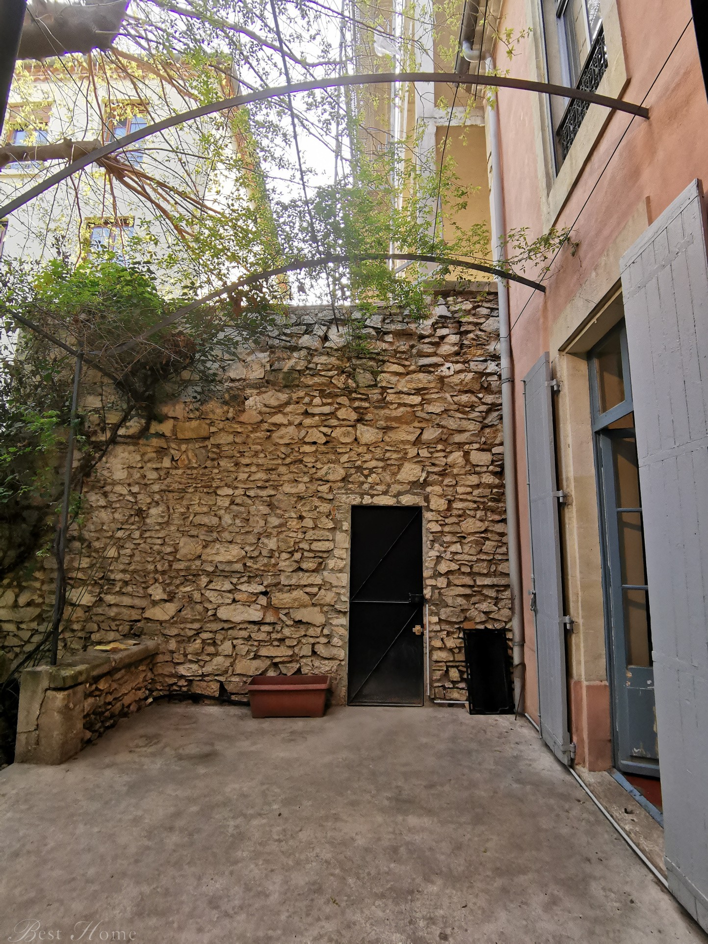 Location Appartement à Nîmes 5 pièces