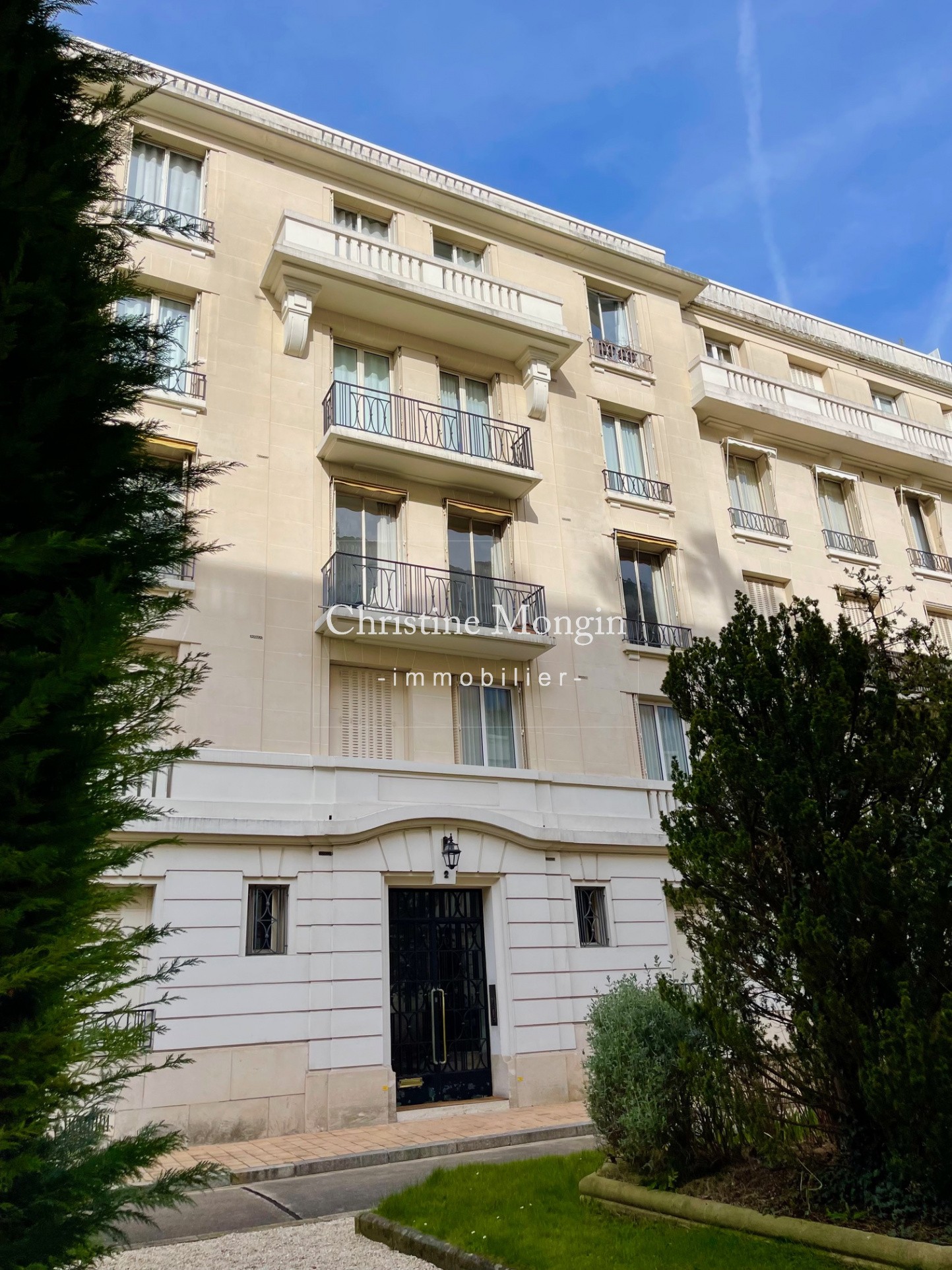 Location Appartement à Paris Passy 16e arrondissement 2 pièces