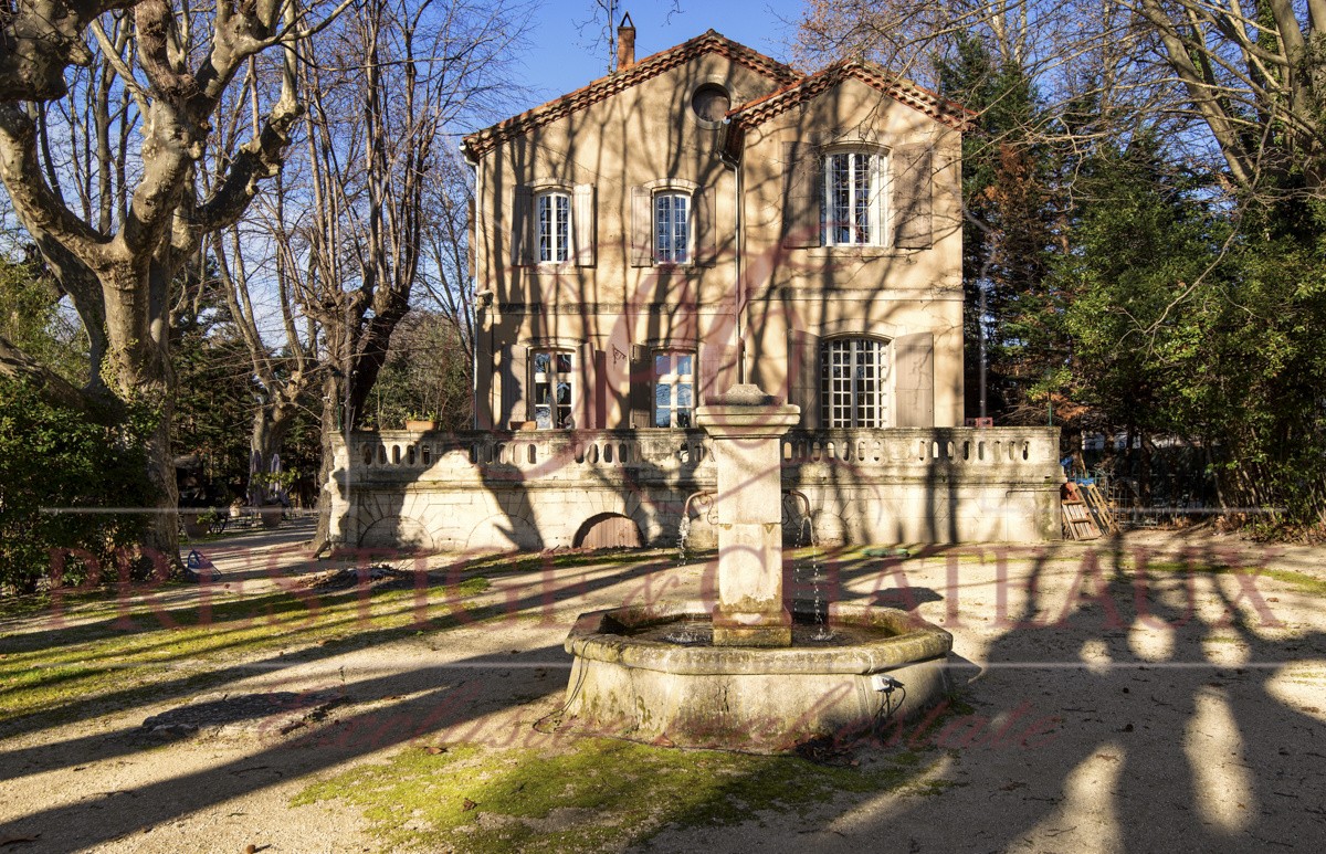 Vente Maison à Avignon 20 pièces  - 774 m²