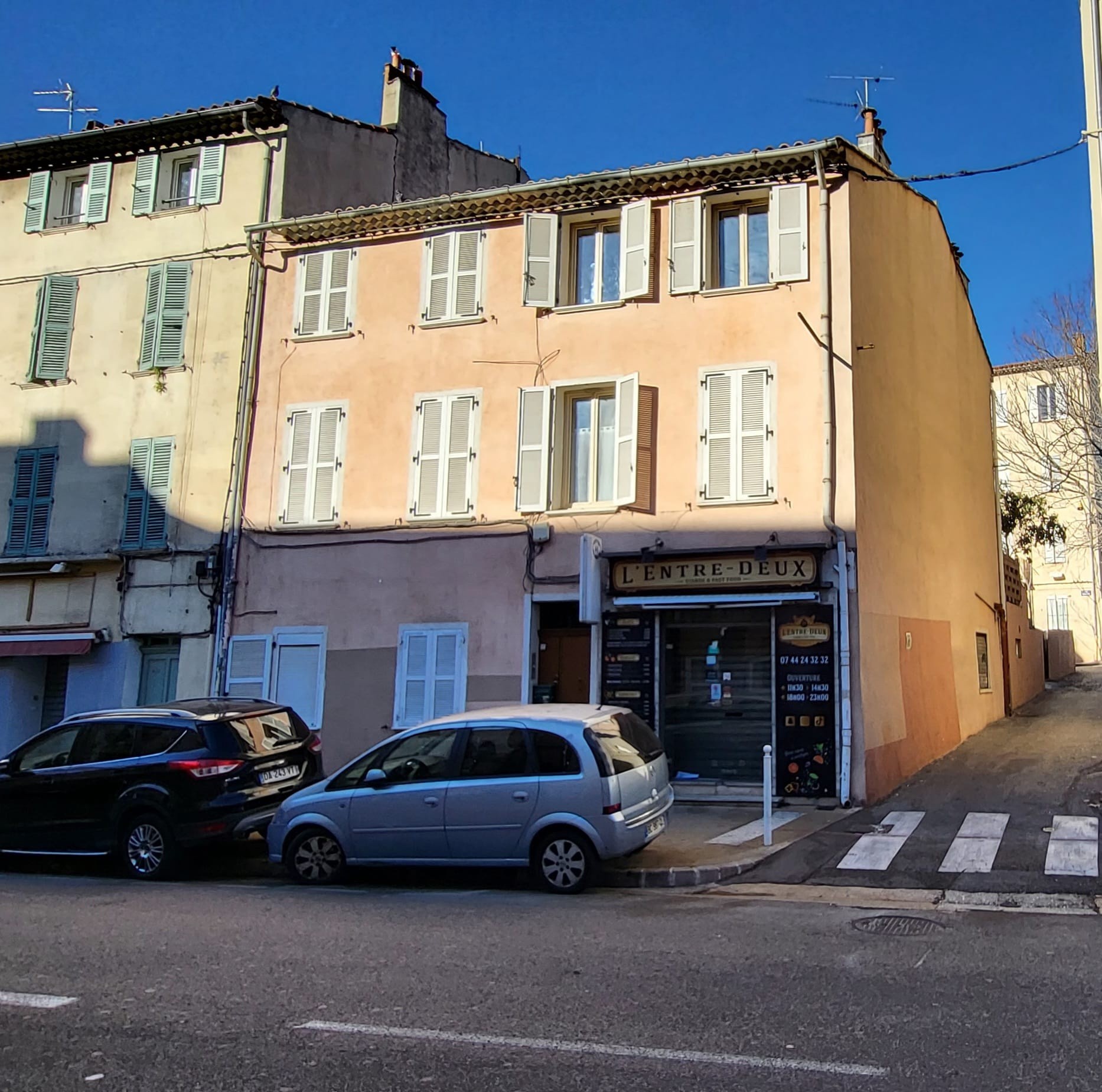 Vente Bureau / Commerce à Toulon 11 pièces