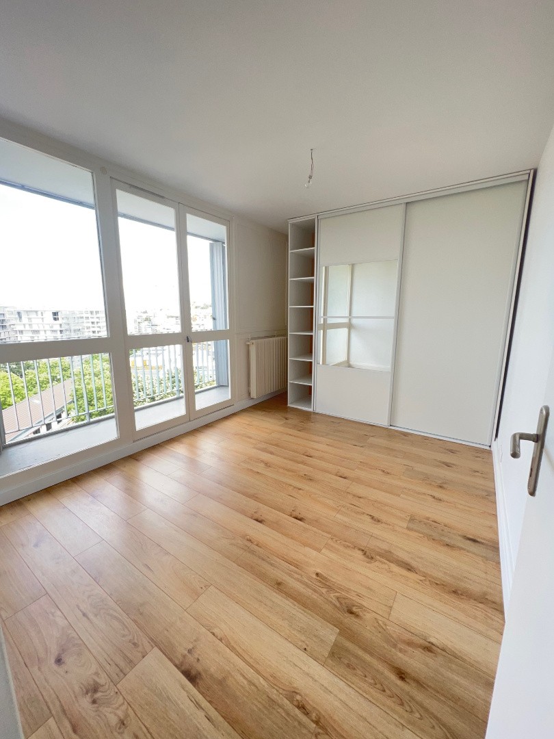 Location Appartement à Issy-les-Moulineaux 4 pièces
