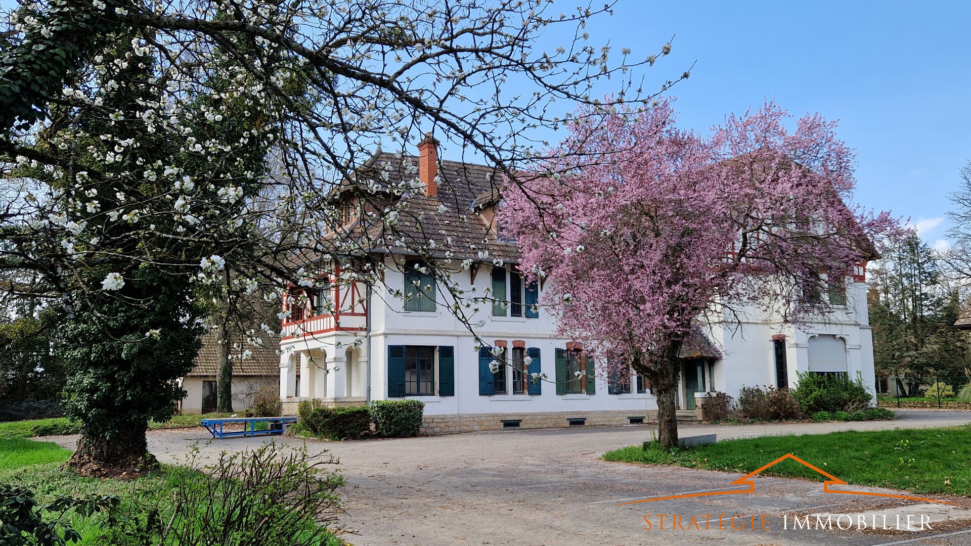 Vente Maison à Chalon-sur-Saône 25 pièces  - 1200 m²