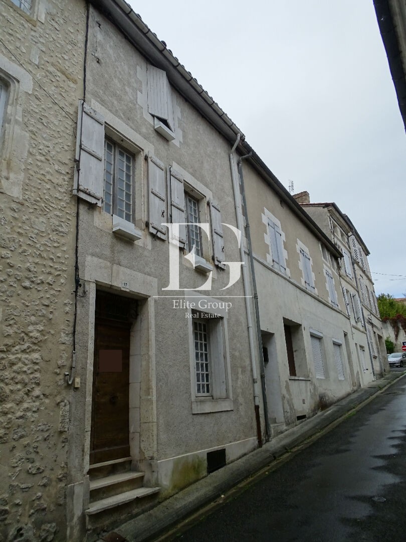 Vente Maison à Montmoreau-Saint-Cybard 8 pièces