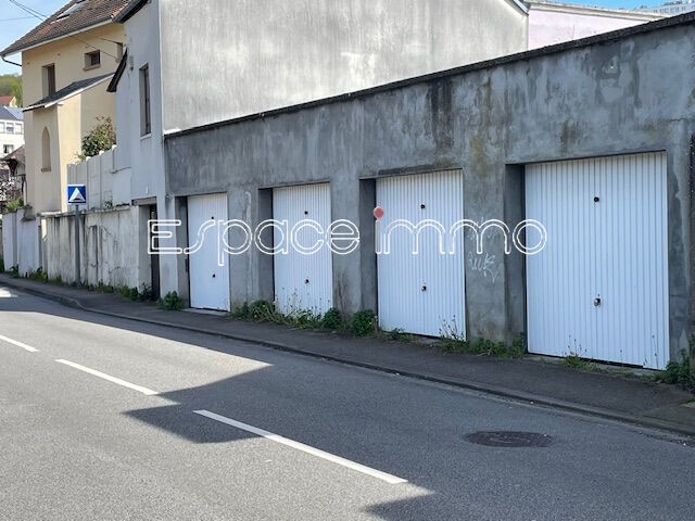 Location Garage / Parking à Notre-Dame-de-Bondeville 0 pièce