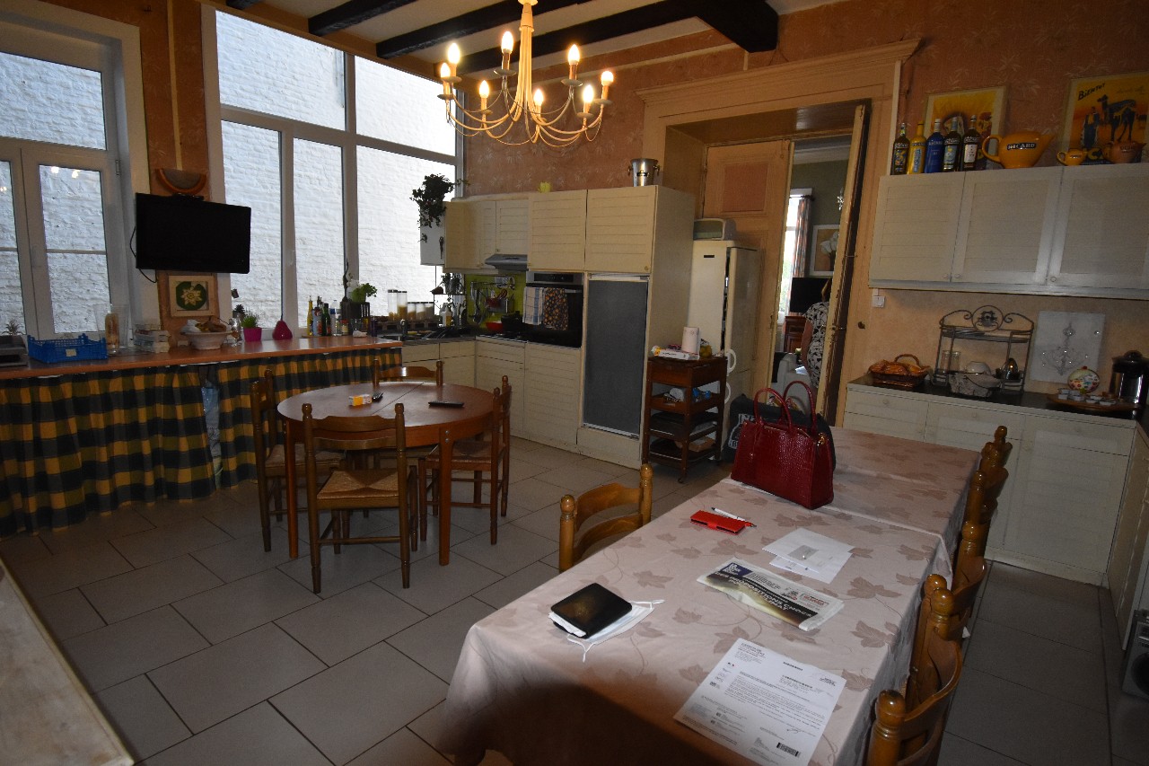 Vente Maison à Aire-sur-la-Lys 20 pièces  - 600 m²