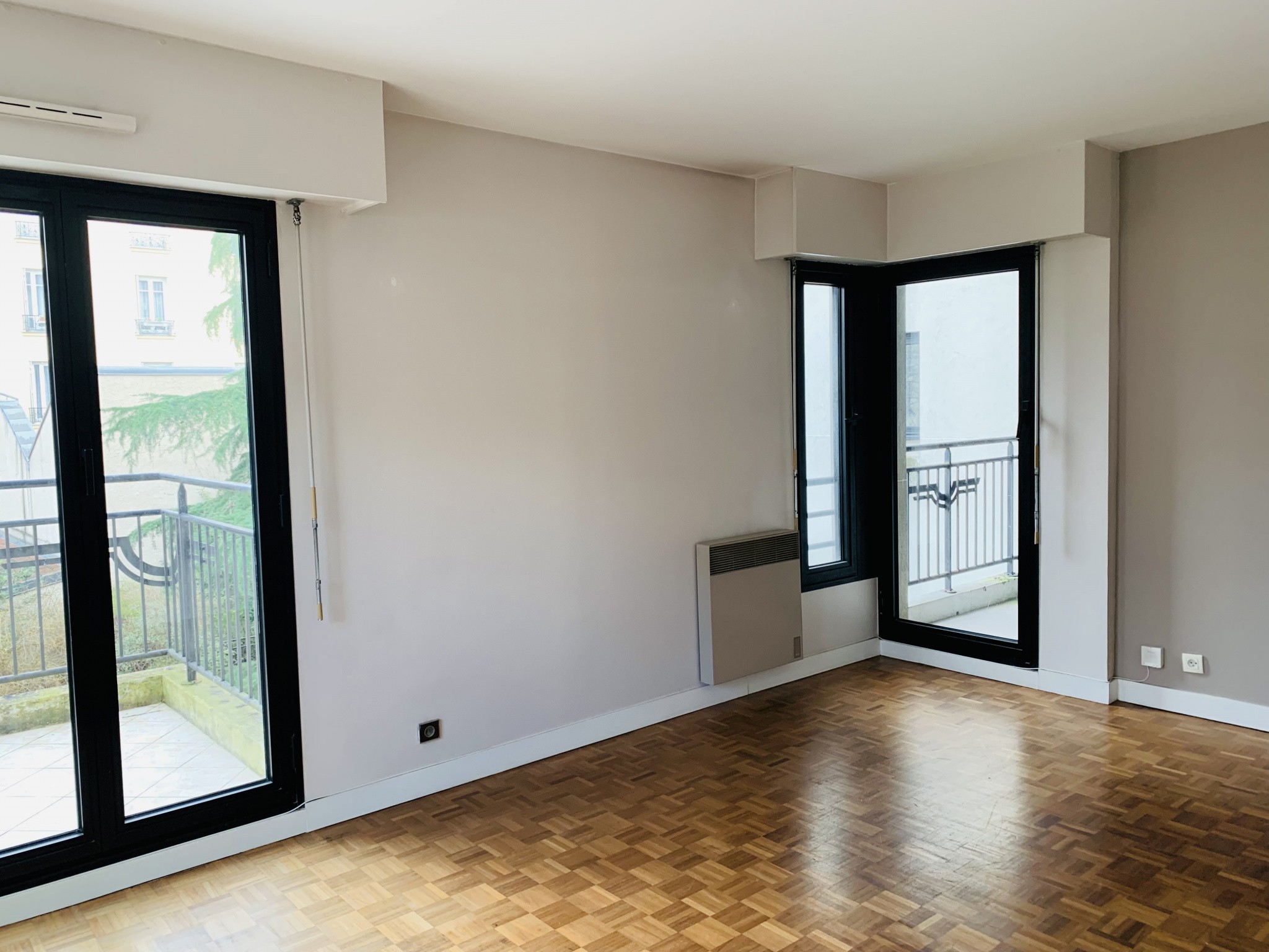 Location Appartement à Issy-les-Moulineaux 3 pièces