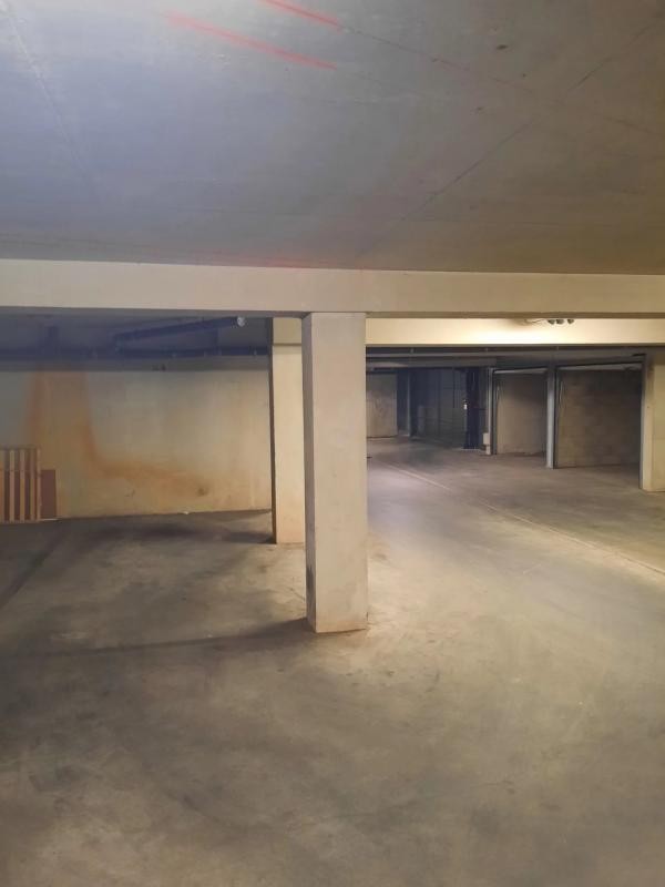 Location Garage / Parking à Marseille 13e arrondissement 1 pièce