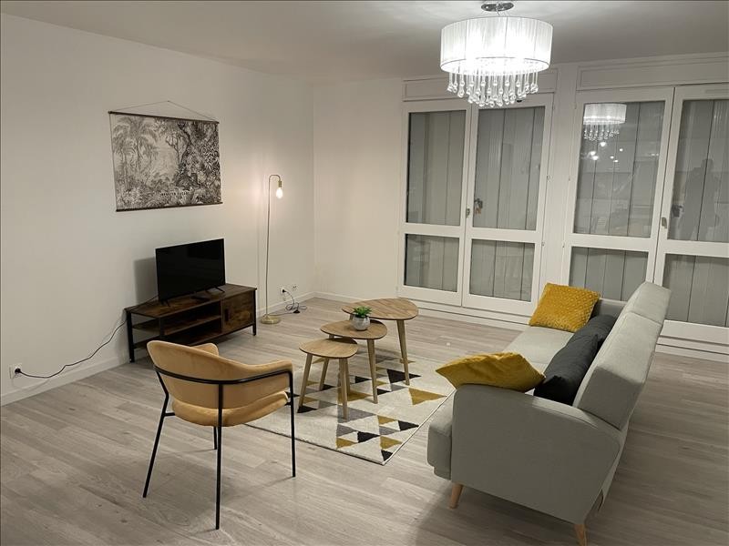 Location Appartement à Montigny-le-Bretonneux 4 pièces