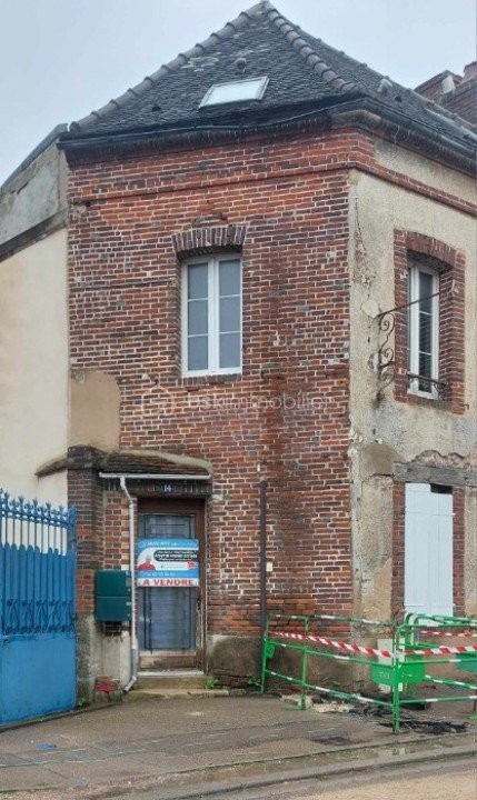 Vente Maison à Villeneuve-sur-Yonne 5 pièces