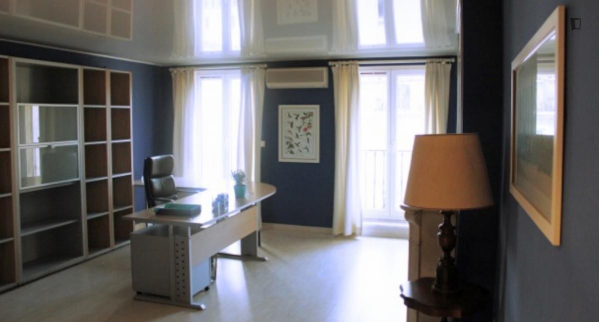 Location Appartement à Marseille 6e arrondissement 6 pièces