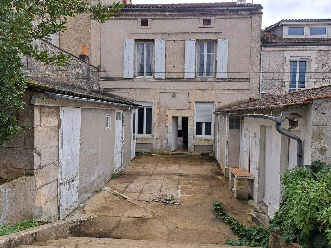 Vente Maison à Angoulême 6 pièces