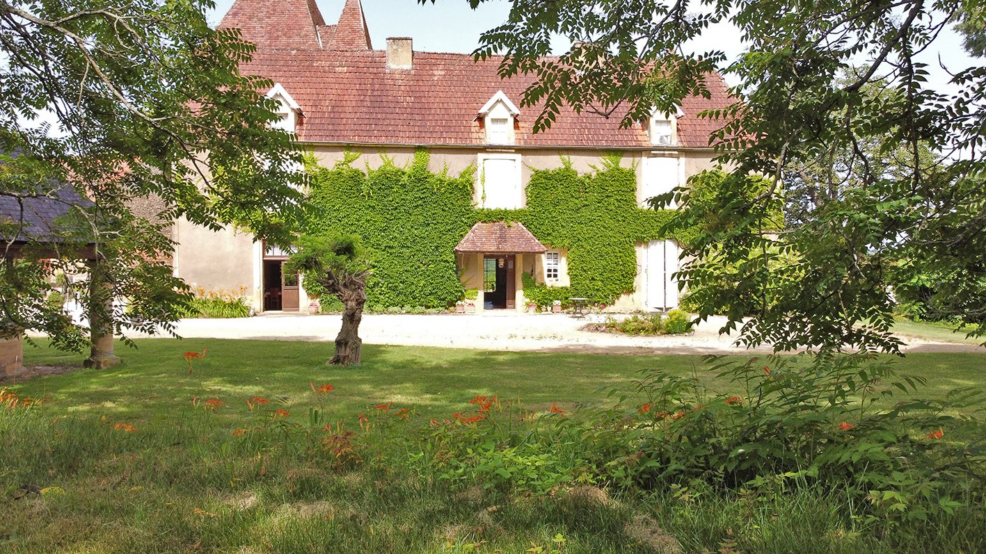 Vente Maison à Marcillac-Saint-Quentin 18 pièces
