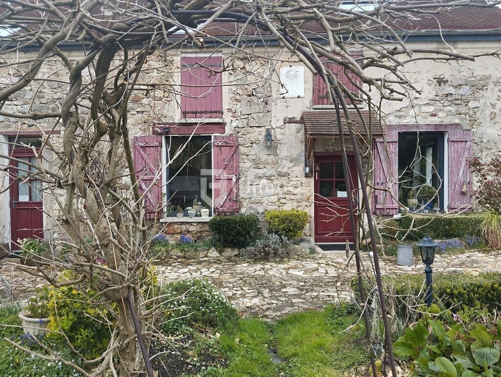 Vente Maison à Neuilly-Saint-Front 6 pièces