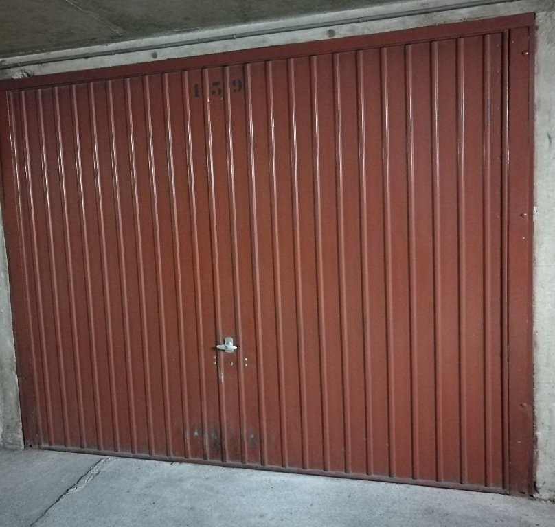 Location Garage / Parking à Lyon 6e arrondissement 0 pièce