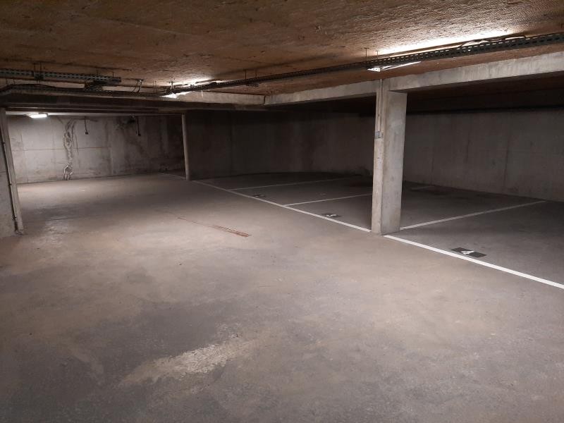 Location Garage / Parking à Lyon 3e arrondissement 0 pièce
