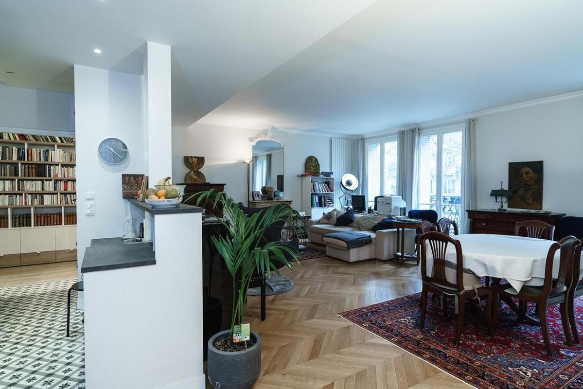 Vente Appartement à Paris Palais-Bourbon 7e arrondissement 5 pièces