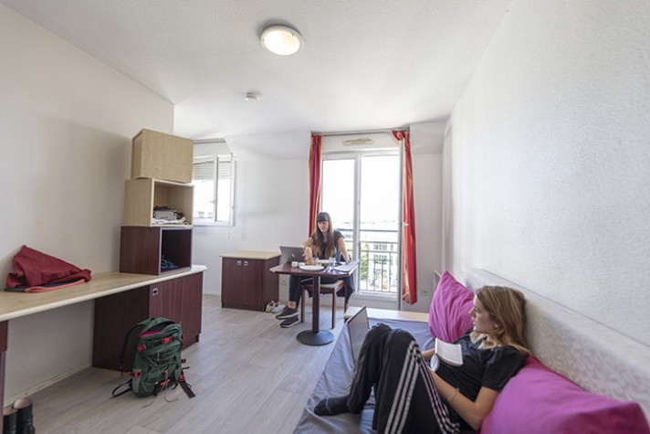 Location Appartement à Issy-les-Moulineaux 2 pièces