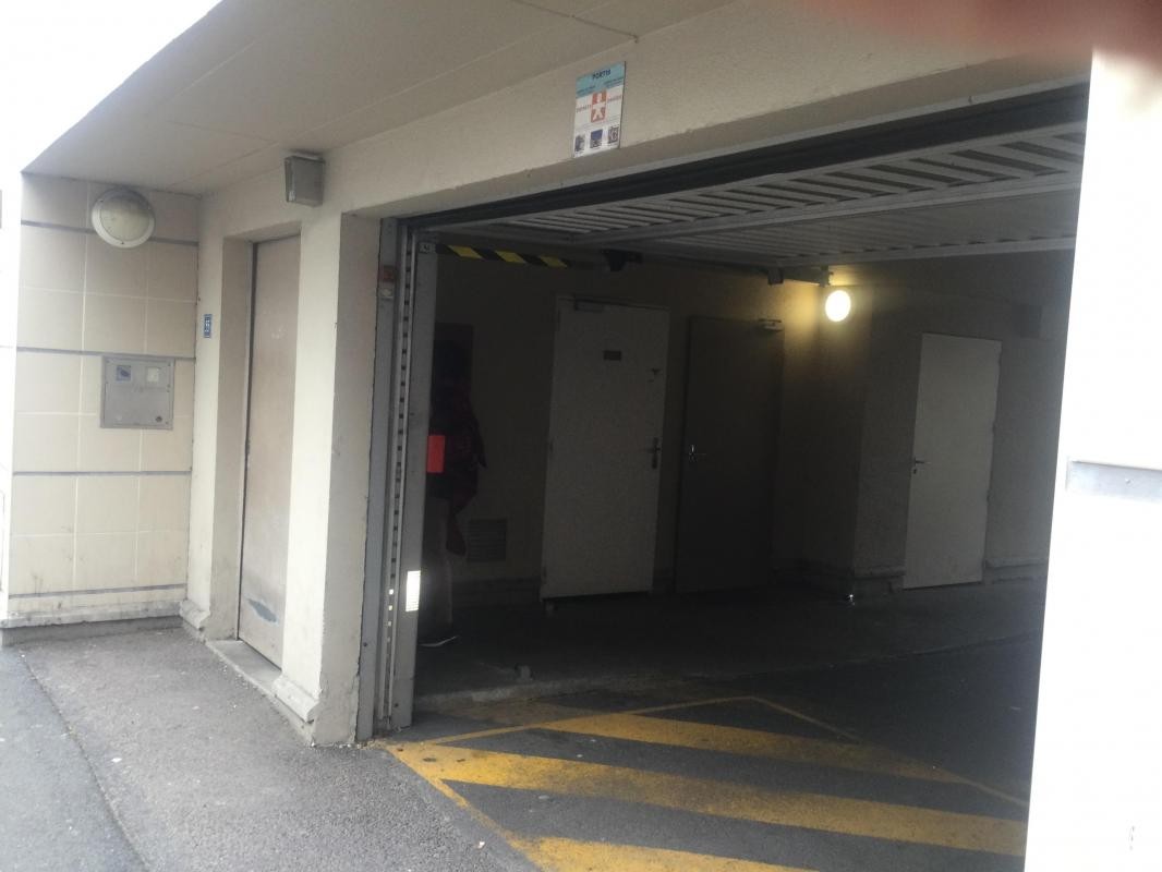 Location Garage / Parking à Rouen 0 pièce