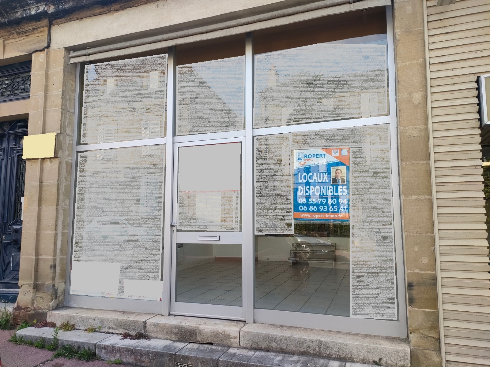Location Bureau / Commerce à Brive-la-Gaillarde 0 pièce